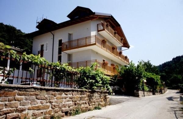 Hotel Faedo Pineta Exterior photo
